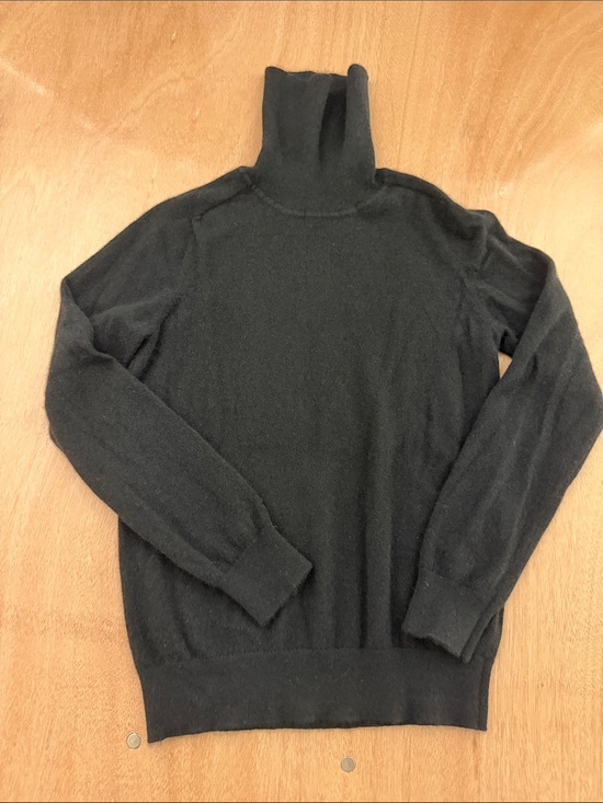Quince Sweaters - Quince Women's Black Turtleneck Mongolian Cashmere Sweater